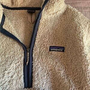 Teddy Patagonia sweater 🧸